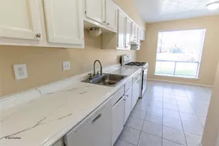 1902 Telegraph Square Ct, Katy, TX 77449 - Photo 2