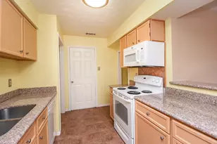 7822 Greenedge Dr, Houston, TX 77040 - Photo 6