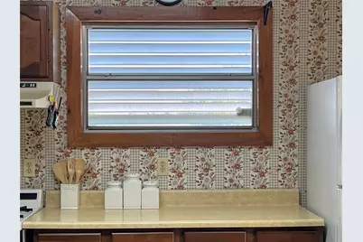 215 12th St Street, Dickinson, TX 77539 - Photo 16