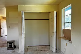 215 12th St St, Dickinson, TX 77539 - Photo 38