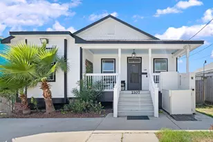 2107 54th St, Galveston, TX 77551 - Photo 2
