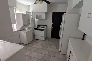 5622 Chartres St, Houston, TX 77004 - Photo 4