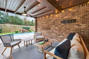 66 S Longsford Cir, The Woodlands, TX 77382 - Photo 48