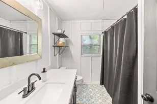 205 Hampshire Dr, Brenham, TX 77833 - Photo 18