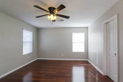 7819 Adonis Avenue, Baytown, TX 77521 - Photo 10