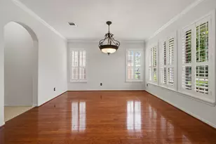 8026 Trophy Pl Dr, Humble, TX 77346 - Photo 4