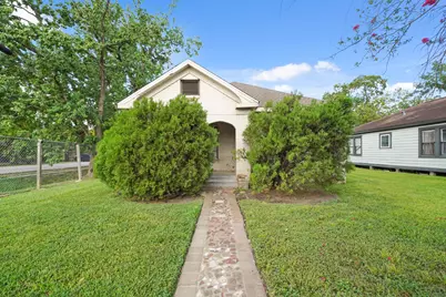 5307 Crane Street, Houston, TX 77026 - Photo 2