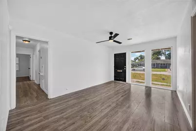 6207 Heron Drive, Houston, TX 77087 - Photo 2