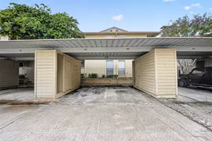 9435 Pagewood Ln, Houston, TX 77063 - Photo 1