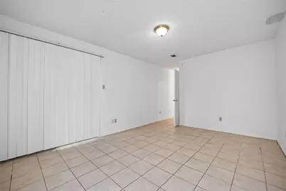 9435 Pagewood Lane, Houston, TX 77063 - Photo 22