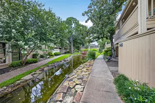 9435 Pagewood Ln, Houston, TX 77063 - Photo 40