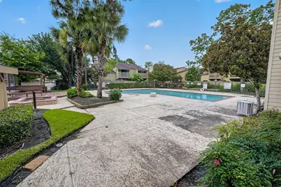 9435 Pagewood Lane, Houston, TX 77063 - Photo 42
