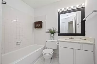 9435 Pagewood Lane, Houston, TX 77063 - Photo 16