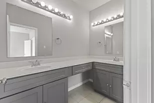 7903 Moon Beam St, Houston, TX 77088 - Photo 18