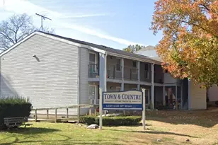 1410 30th St, Highland, IL 62249 - Photo 2