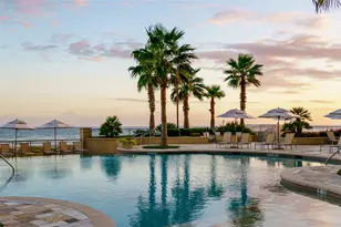 801 E Beach Dr, Galveston, TX 77550 - Photo 30