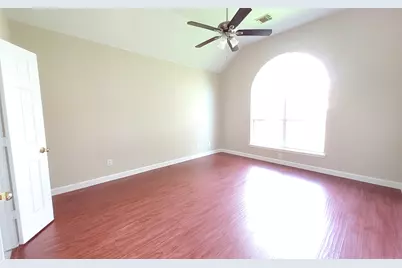 2707 Sun Beam Court, Pearland, TX 77584 - Photo 10