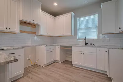 304 Palero Path, Brookshire, TX 77423 - Photo 18