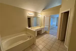 4707 Innsbruk Dr, Houston, TX 77066 - Photo 16