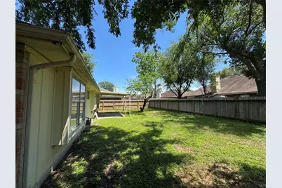 4707 Innsbruk Drive, Houston, TX 77066 - Photo 12
