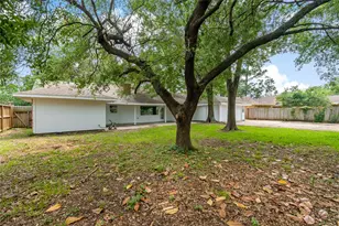 214 Whispering Oaks Dr, Seabrook, TX 77586 - Photo 6