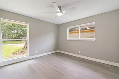 214 Whispering Oaks Drive, Seabrook, TX 77586 - Photo 16