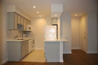 2750 Holly Hall Street #309, Houston, TX 77054 - Photo 2