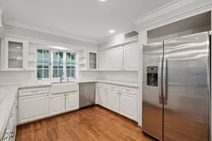 5659 Chevy Chase Dr, Houston, TX 77056 - Photo 8