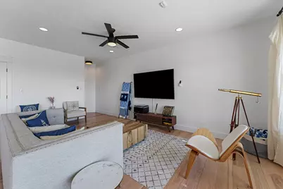 112 Ocean Shore Drive, Crystal Beach, TX 77650 - Photo 6