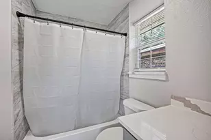 1446 Castle Glen Dr, Houston, TX 77015 - Photo 30