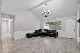 1446 Castle Glen Dr, Houston, TX 77015 - Photo 8