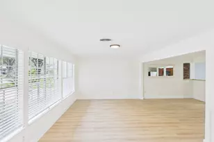 9526 Meadowcroft Dr, Houston, TX 77063 - Photo 2