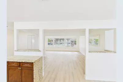 9526 Meadowcroft Drive, Houston, TX 77063 - Photo 4