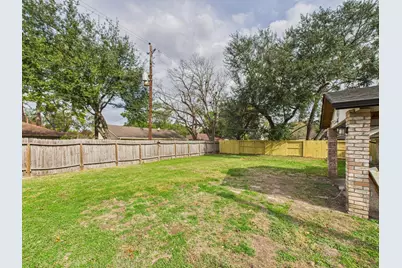 9526 Meadowcroft Drive, Houston, TX 77063 - Photo 24