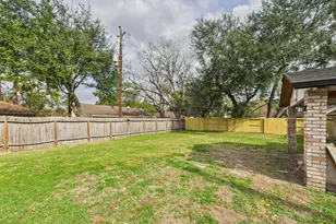 9526 Meadowcroft Dr, Houston, TX 77063 - Photo 24