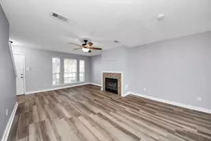 18135 Gravenhurst Ln, Tomball, TX 77377 - Photo 4
