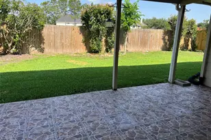 11815 Balmorhea Ln, Sugar Land, TX 77498 - Photo 16