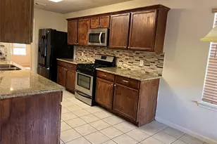 11815 Balmorhea Ln, Sugar Land, TX 77498 - Photo 4