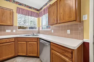 1410 Pine Forest Dr, Pearland, TX 77581 - Photo 16