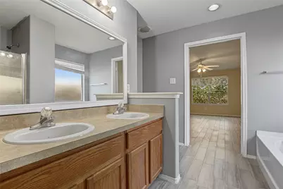 7615 Yucca Field Drive, Cypress, TX 77433 - Photo 10