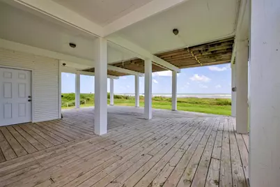 21220 Gulf Drive, Galveston, TX 77554 - Photo 32