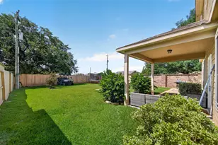 5102 Espuela Ln, Baytown, TX 77521 - Photo 48