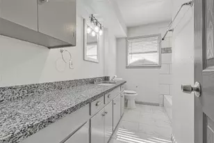 209 W 6th St, Deer Park, TX 77536 - Photo 14