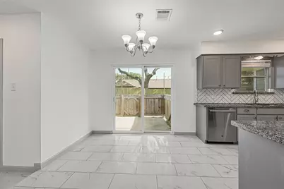 209 W 6th Street, Deer Park, TX 77536 - Photo 8