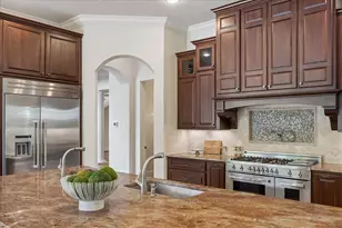 5666 Cedar Creek Dr Dr, Houston, TX 77056 - Photo 16