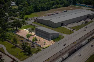 9910 E Hardy Rd, Houston, TX 77093 - Photo 10