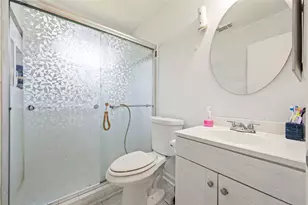 8522 Grand Knolls Dr, Houston, TX 77083 - Photo 16