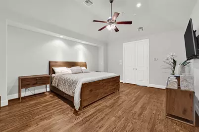 5605 Cohn Meadow Lane, Houston, TX 77007 - Photo 20