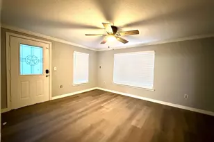 126 Holly Ridge, Onalaska, TX 77360 - Photo 4