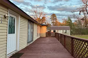 126 Holly Ridge, Onalaska, TX 77360 - Photo 2